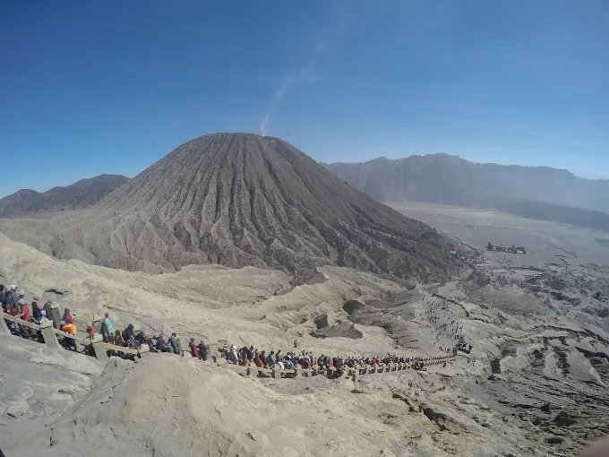 Foto Paket Bromo Sunrise & Lautan Pasir